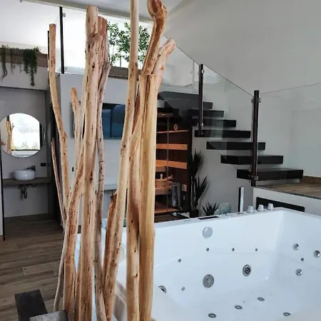 Hotel Emmejsuite *