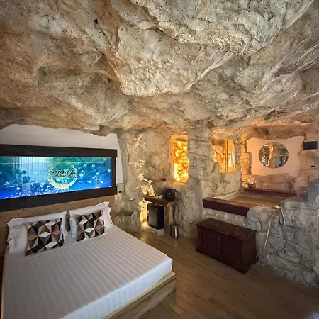 Emmejsuite * Pozzuoli